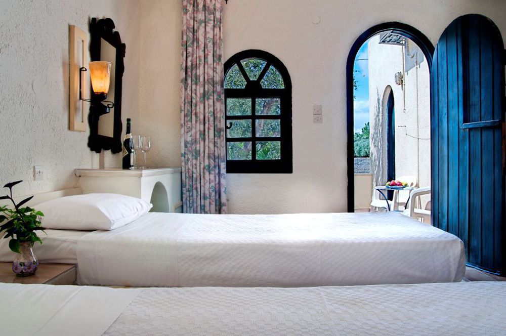 Coriva Beach Hotel & Bungalows Koutsounari Rum bild